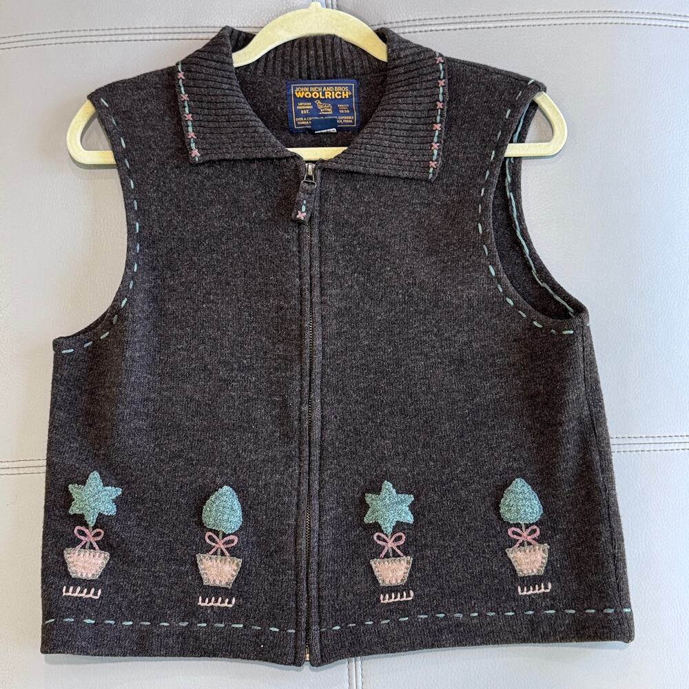 Woolrich Women's M Lambswool Brown Embroidered Topiary Vest